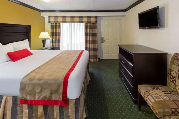  - Ramada Inn Airport Ontario