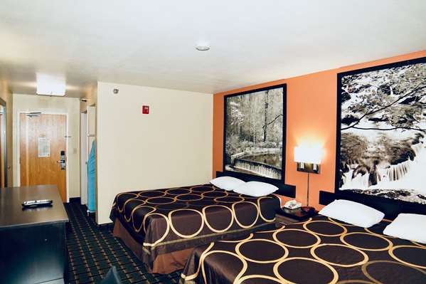 - Super 8 Hotel Crossville