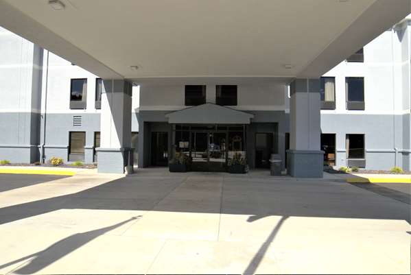 Exterior view - Super 8 Hotel Crossville