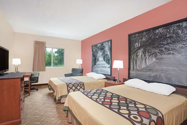  - Super 8 Hotel Central City