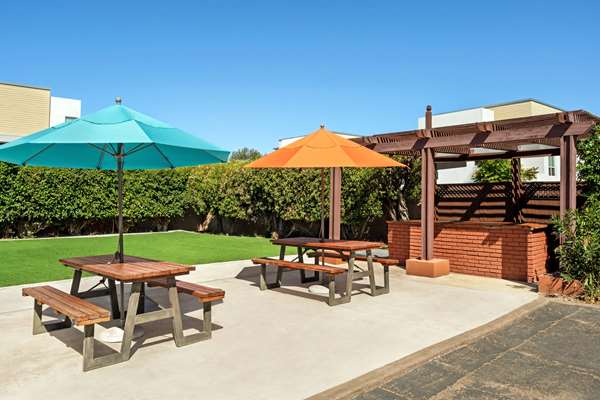  - Howard Johnson Inn San Diego State University