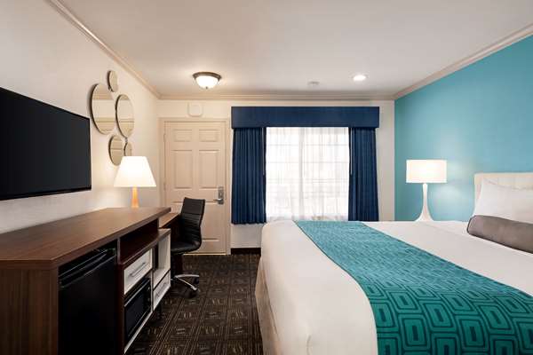  - Howard Johnson Inn San Diego State University