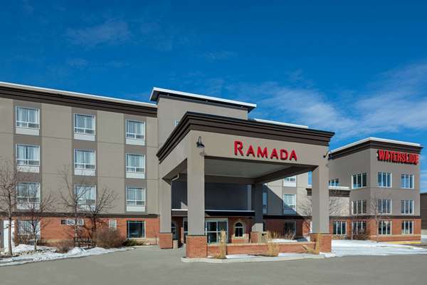 Exterior view - Ramada Inn Cochrane