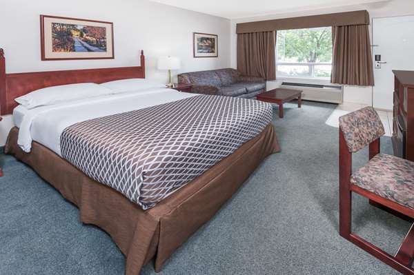  - Super 8 Hotel High River