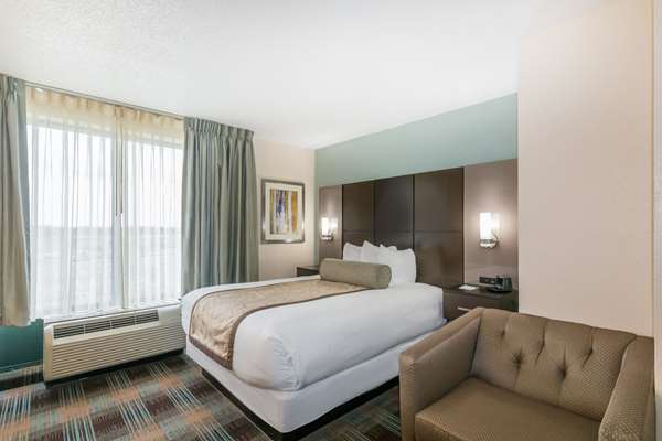  - Wingate by Wyndham Hotel Airport Orlando