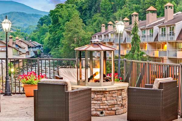 Exterior view - Baymont Inn & Suites Gatlinburg