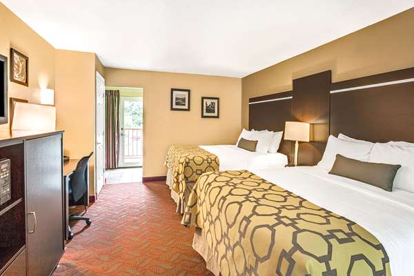  - Baymont Inn & Suites Gatlinburg