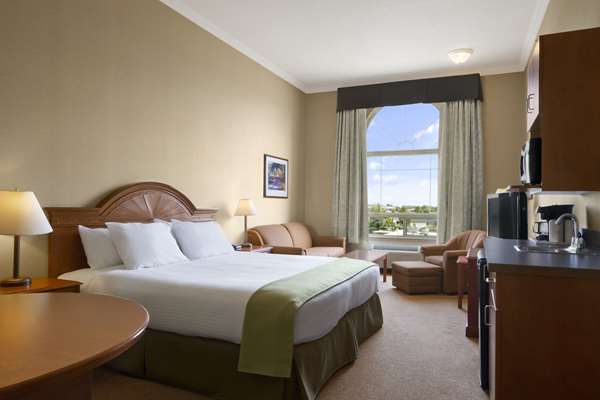 Suite - Super 8 Hotel Fort St John