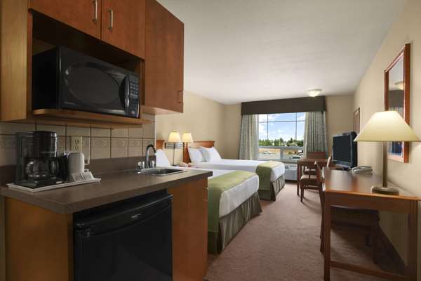  - Super 8 Hotel Fort St John