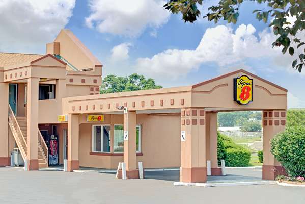 Exterior view - Super 8 Hotel Milford - I-95, Exit 39