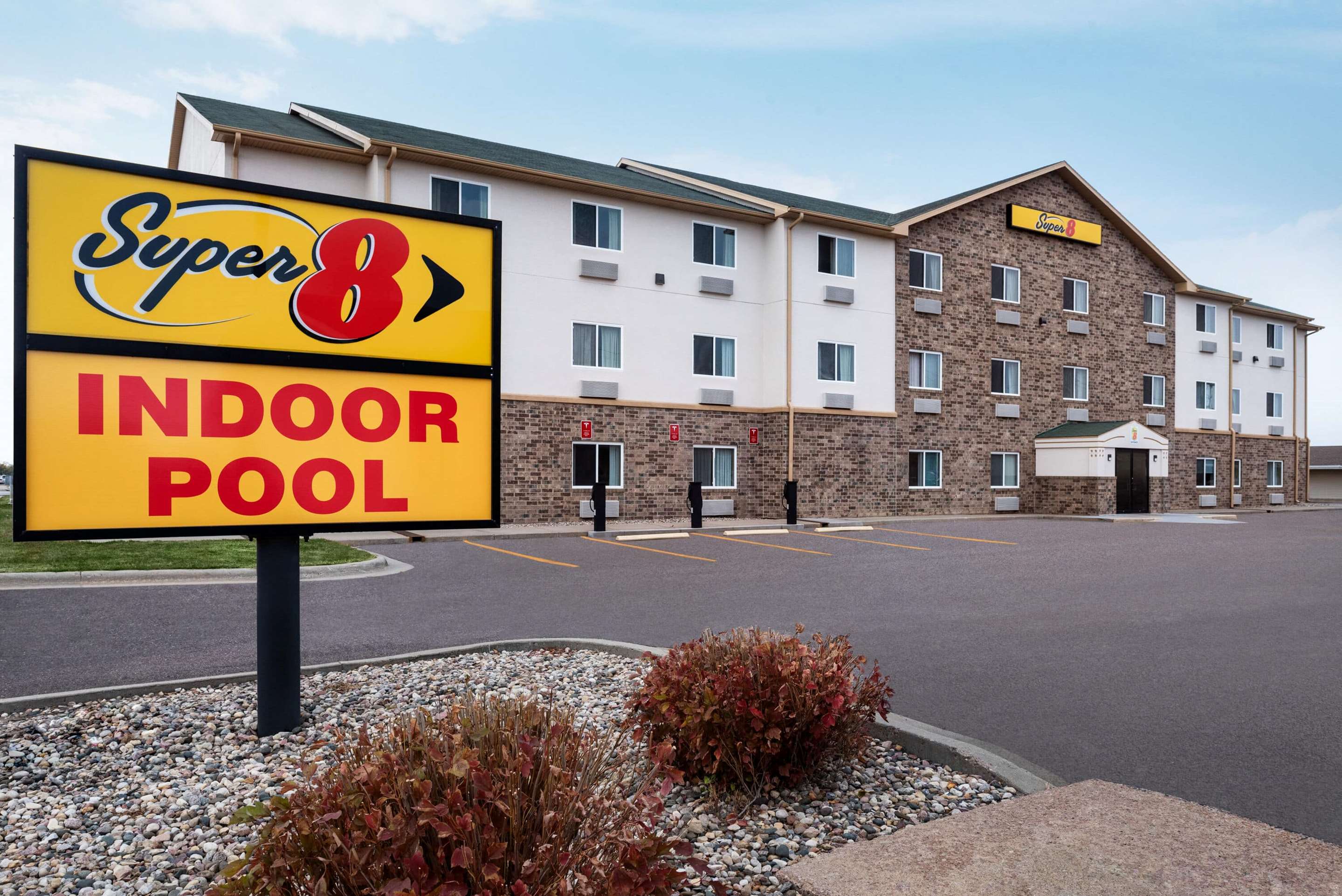 Exterior | Super 8 by Wyndham Sioux Falls