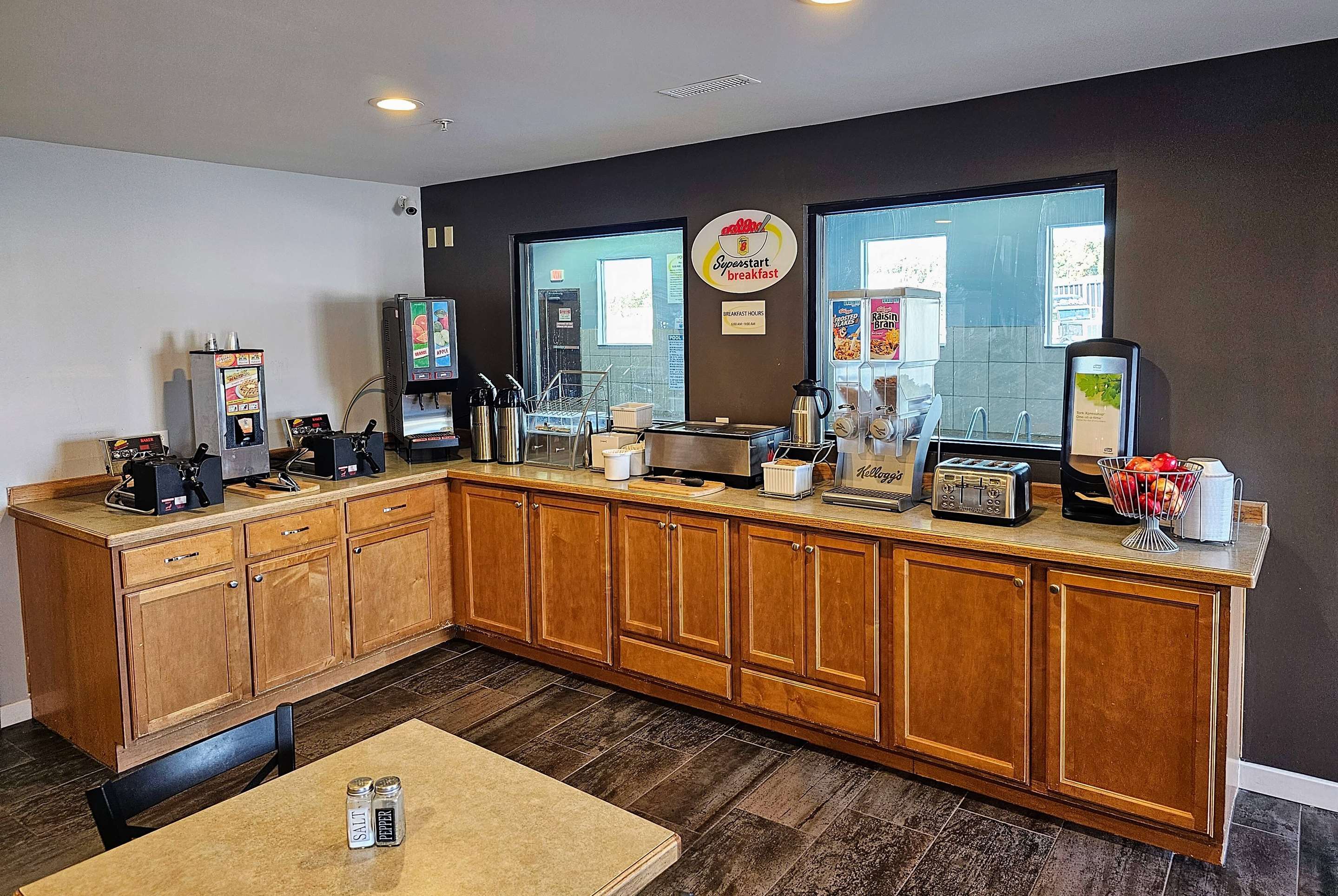 Property amenity | Super 8 by Wyndham Cloverdale