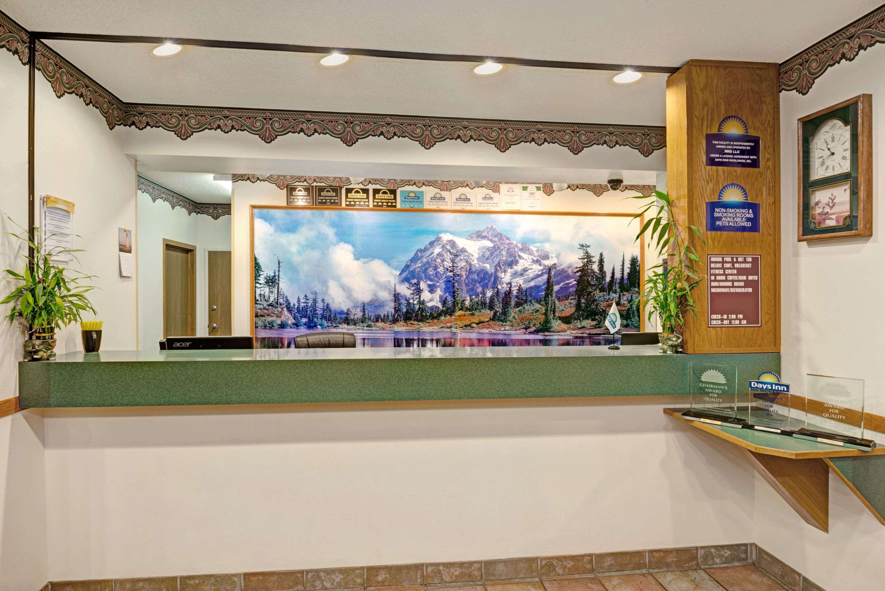 Front Desk | Days Inn by Wyndham Laramie