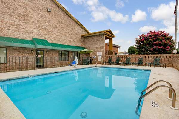 Pool - Days Inn Conover - I-40, Exit 128