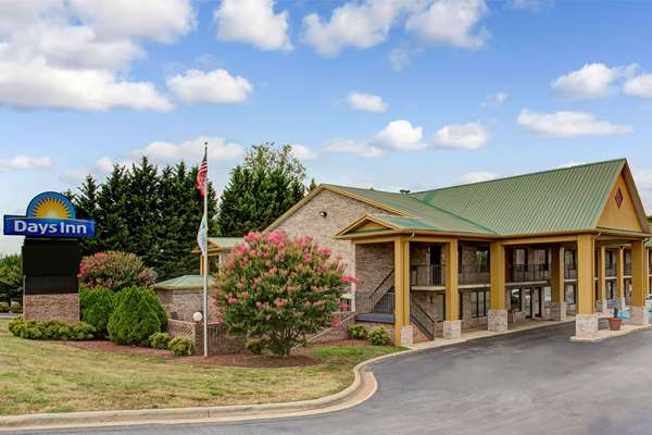 Exterior view - Days Inn Conover - I-40, Exit 128