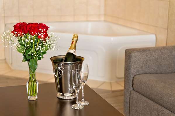 Suite - Days Inn Saskatoon