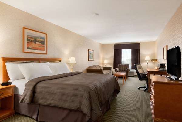  - Days Inn Saskatoon