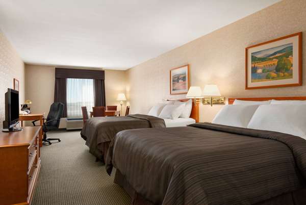 - Days Inn Saskatoon
