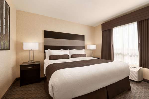  - Days Inn Saskatoon