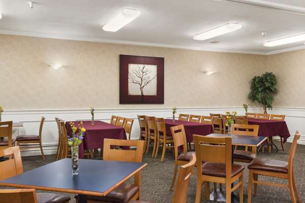 - Days Inn Saskatoon