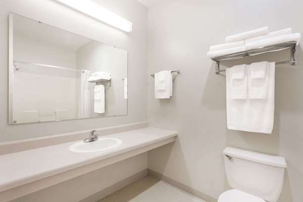  - Days Inn Manchester