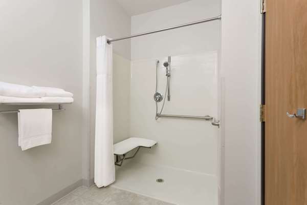  - Days Inn Manchester