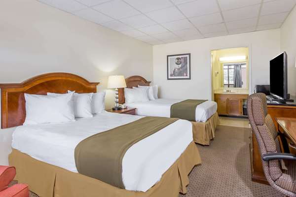  - Days Inn Bedford