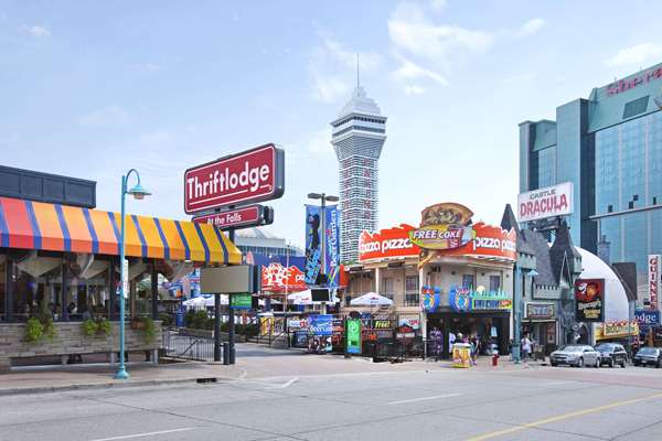 Exterior view - Thriftlodge Clifton Hill Niagara Falls