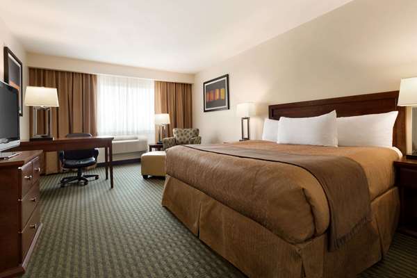  - Travelodge Weyburn