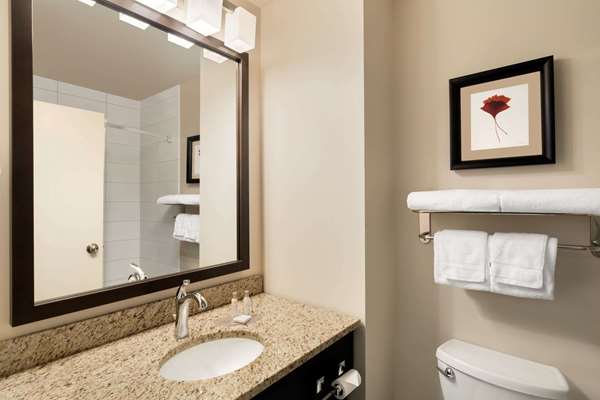  - Travelodge Weyburn