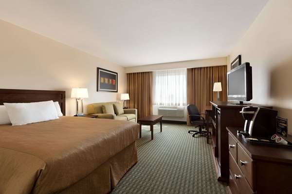  - Travelodge Weyburn
