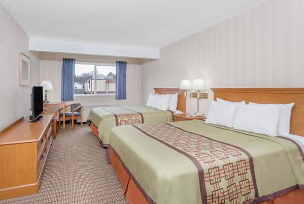  - Days Inn SUNY Albany - I-90, Exit 1S