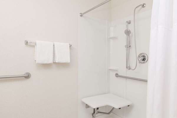  - Days Inn SUNY Albany - I-90, Exit 1S