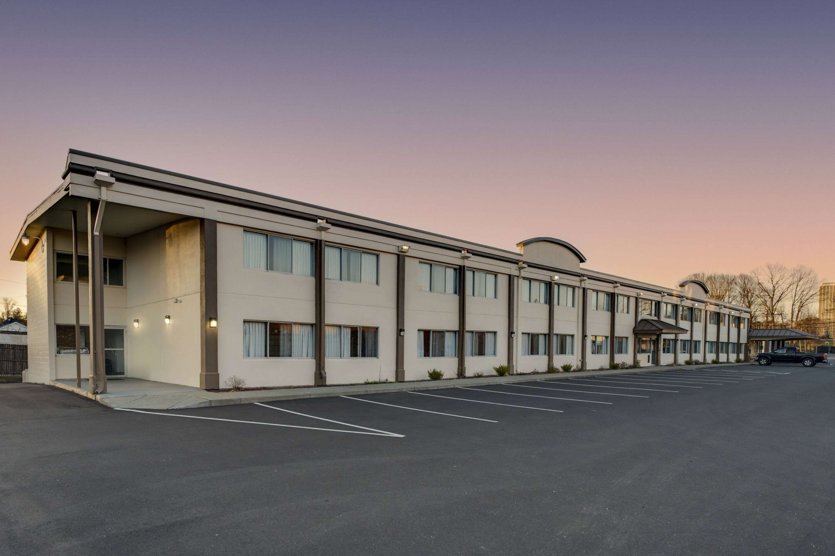 Exterior | Days Inn by Wyndham Albany SUNY