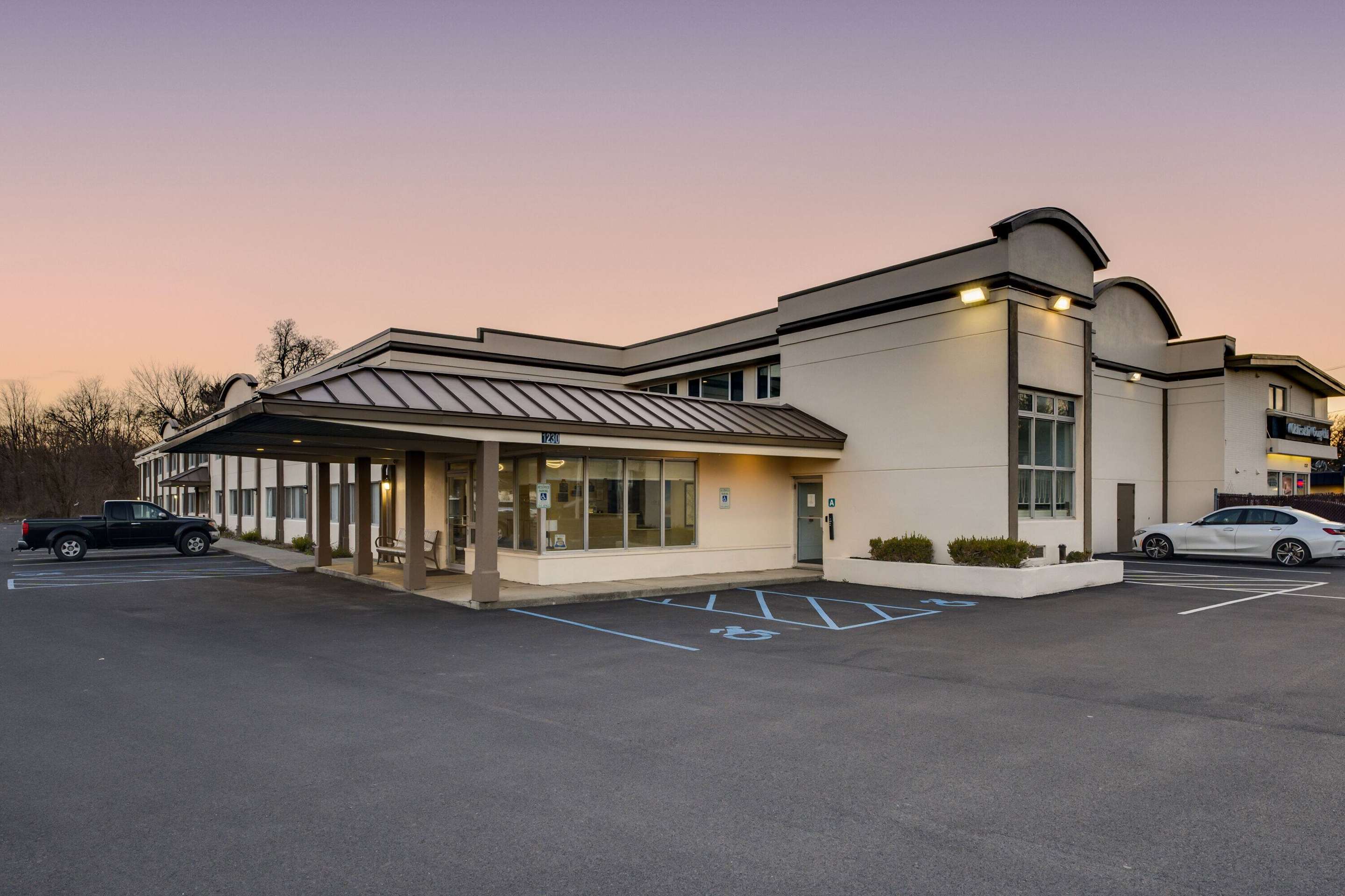 Exterior | Days Inn by Wyndham Albany SUNY