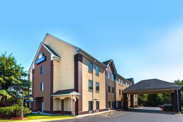 Exterior view - Days Inn Manassas