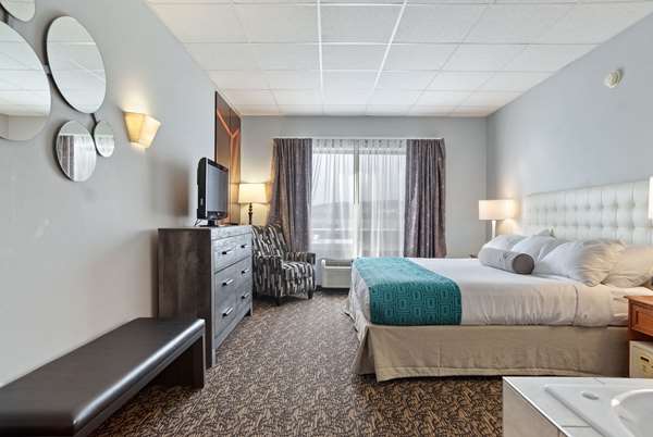 Suite - Howard Johnson Inn Rapid City - I-190, Exit 1C