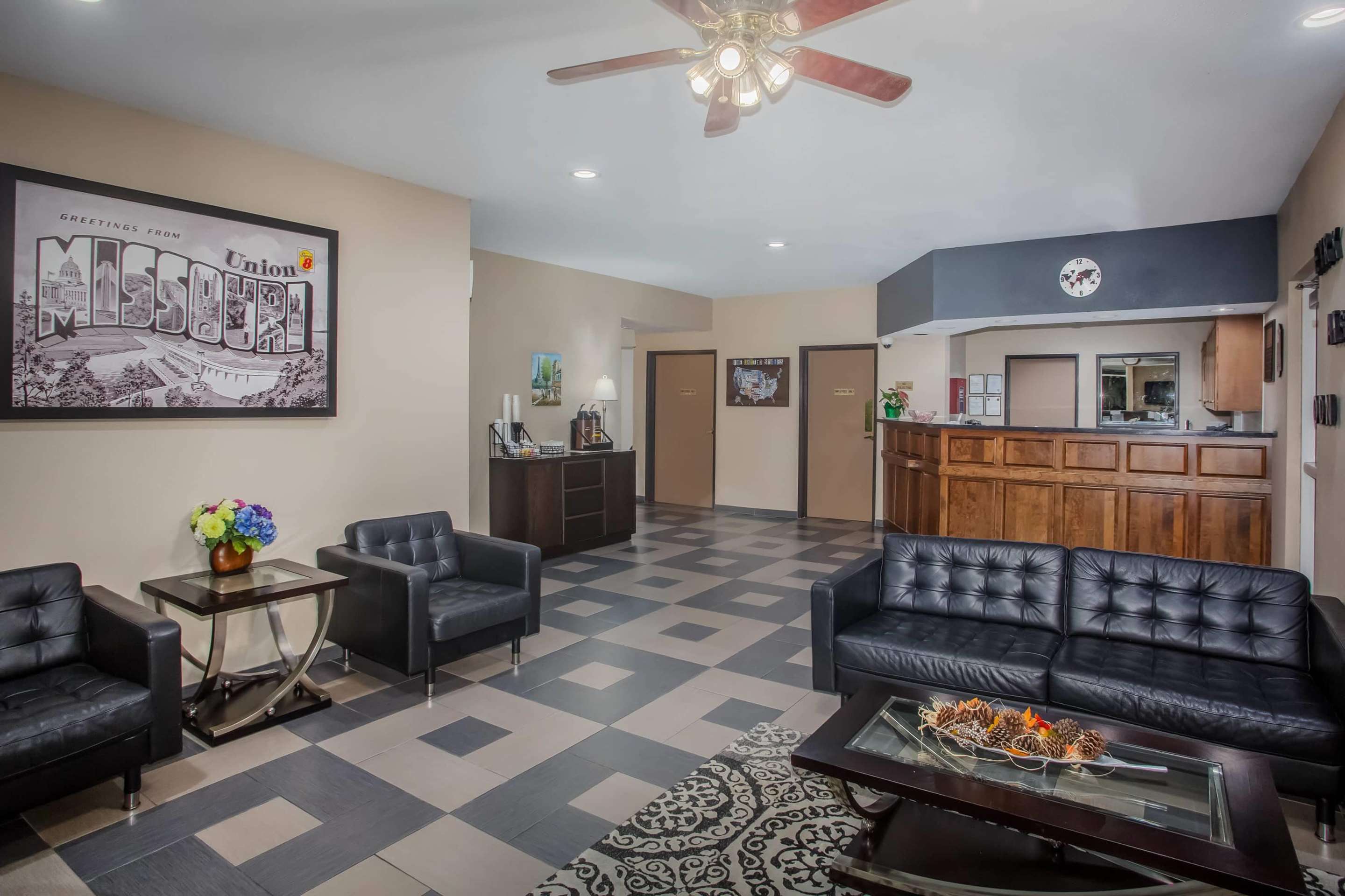 Lobby | Super 8 by Wyndham Union