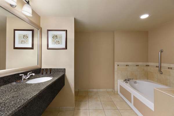  - Wingate by Wyndham Greenwood Village - I-25, Exit 197