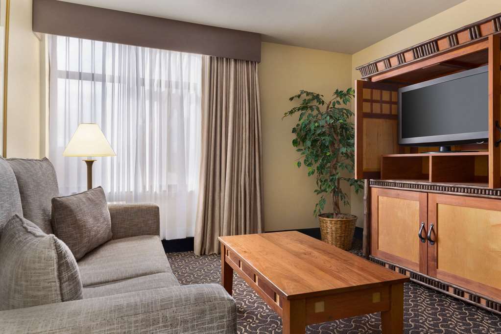 WINGATE BY WYNDHAM GREENWOOD VILLAG-guestroom-Guest Room,On-Site.jpg