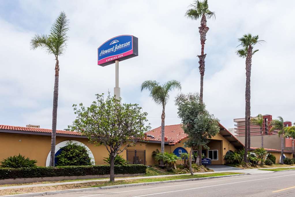 Howard Johnson Express Inn National City