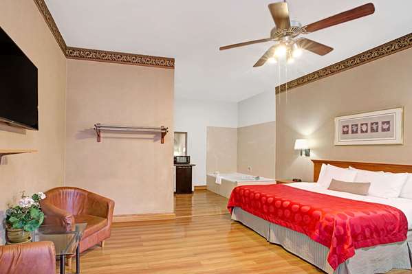 Suite - Ramada Limited Hotel Redondo Beach