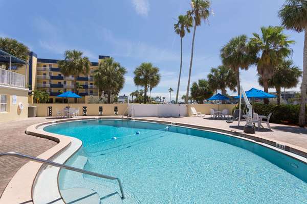 Pool - Days Inn Cocoa Beach