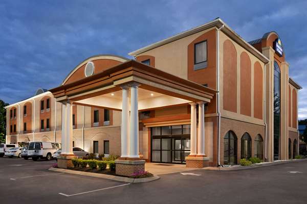 Exterior view - Days Inn & Suites Murfreesboro
