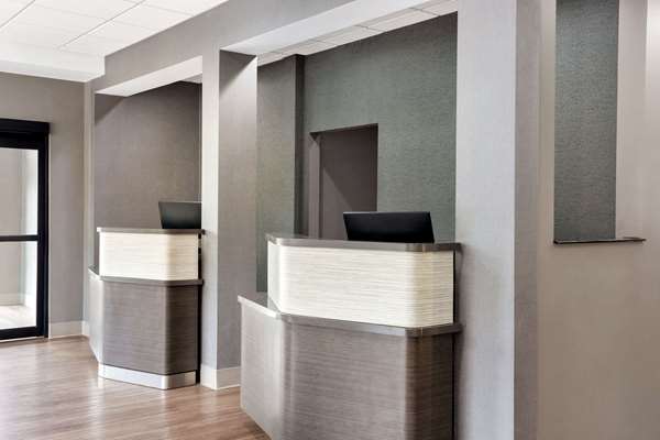  - Days Inn & Suites Murfreesboro