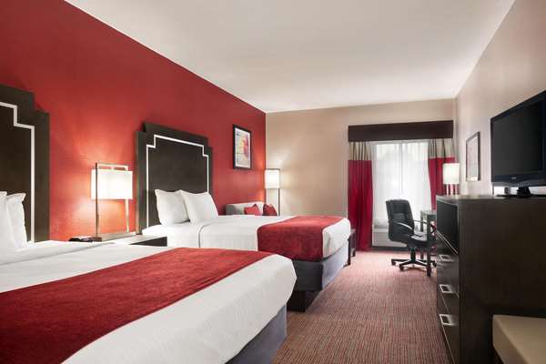  - Days Inn & Suites Murfreesboro