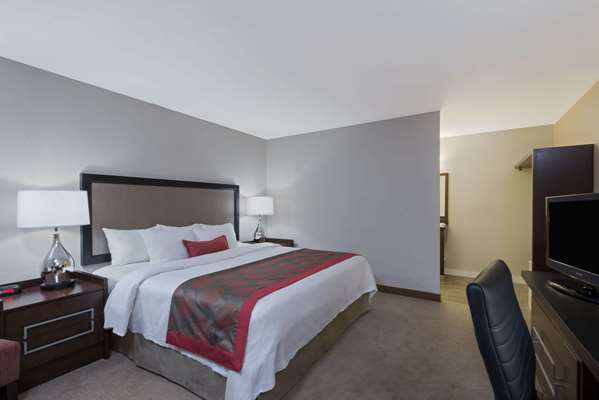  - Ramada Inn Boston - I-93, Exit 12
