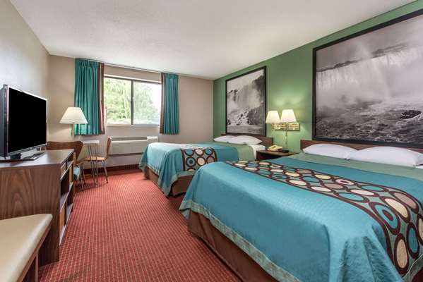  - Super 8 Hotel Niagara Falls