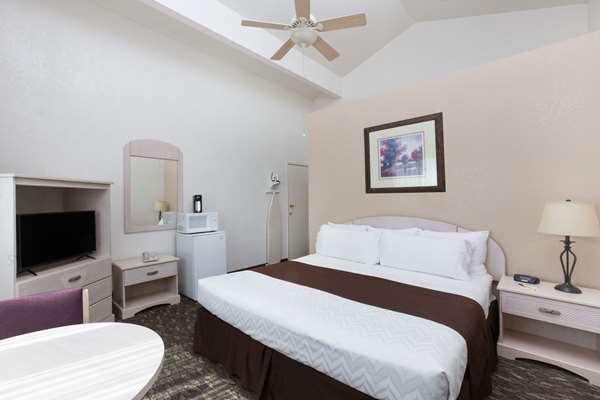  - Super 8 Motel Fort Bragg