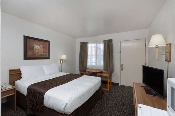  - Super 8 Motel Fort Bragg